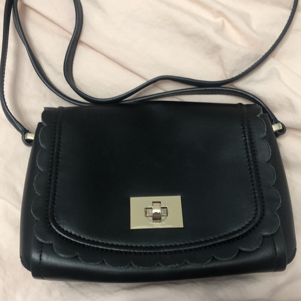 Katespade black scalloped crossbody